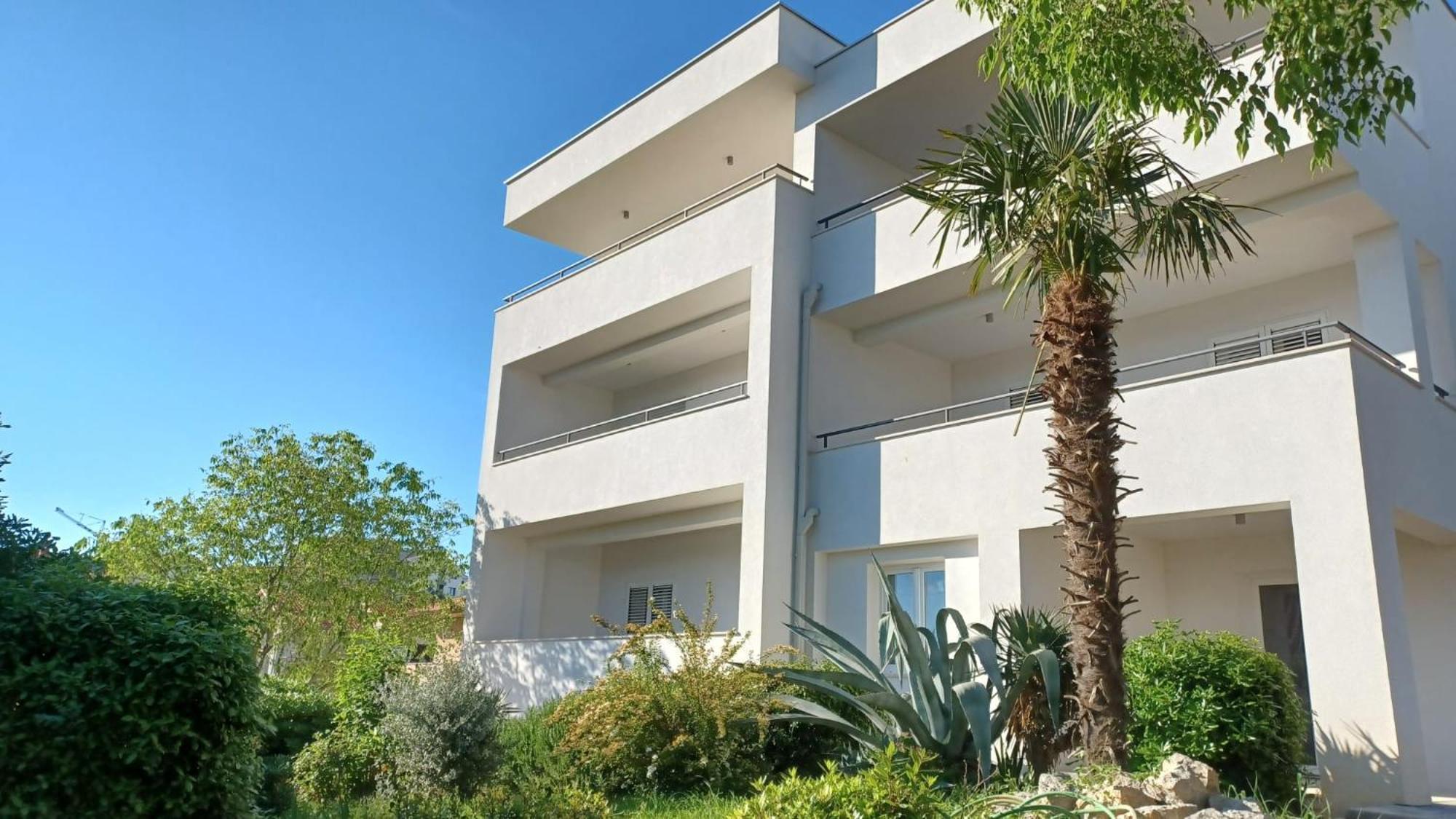 Apartments Daria คิร์ก ภายนอก รูปภาพ