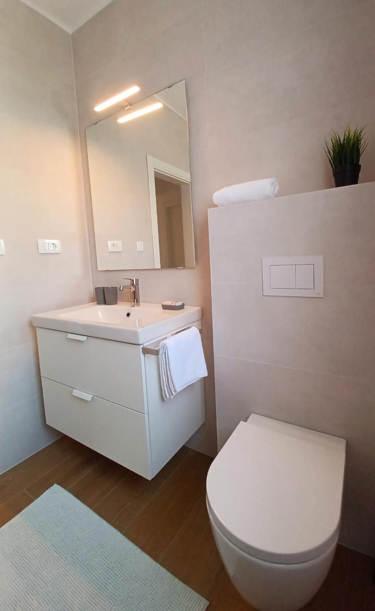 Apartments Daria คิร์ก ภายนอก รูปภาพ