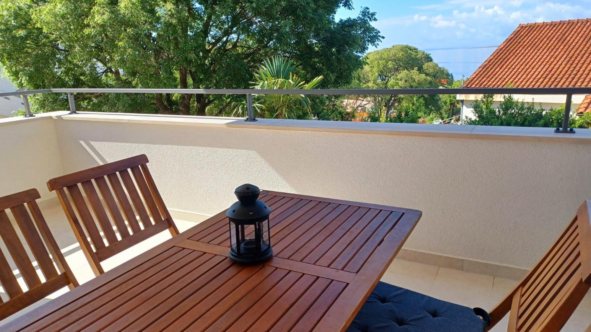 Apartments Daria คิร์ก ภายนอก รูปภาพ